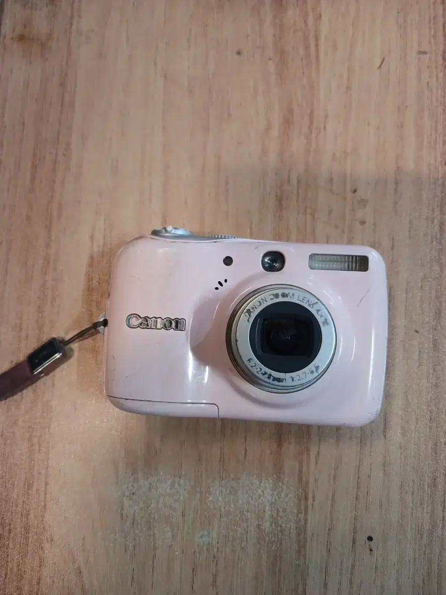 캐논 CANON E1 PC1338 연분홍색 디지털 카메라 | 브랜드 중고거래